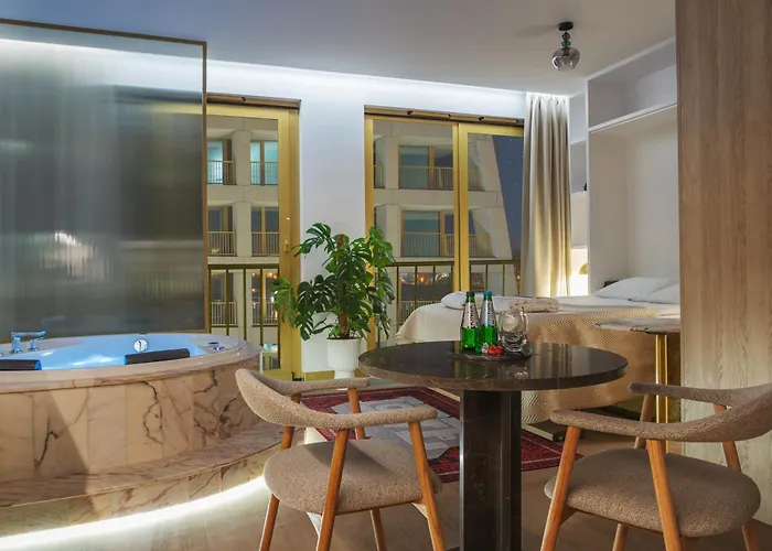 Aparthotel Z Jacuzzi I Widokiem Na Odre - Boulevard Drobnera Breslau