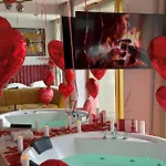 Z Jacuzzi I Widokiem Na Odrę - Boulevard Drobnera Wrocław