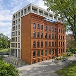 Hotel apartamentowy Z Jacuzzi I Widokiem Na Odrę - Boulevard Drobnera