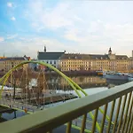 Hotel apartamentowy Z Jacuzzi I Widokiem Na Odrę - Boulevard Drobnera Wrocław