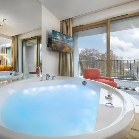 Z Jacuzzi I Widokiem Na Odre - Boulevard Drobnera 4* Βρότσλαβ