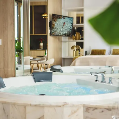 Ξενοδοχείο με διαμερίσματα Z Jacuzzi I Widokiem Na Odre - Boulevard Drobnera