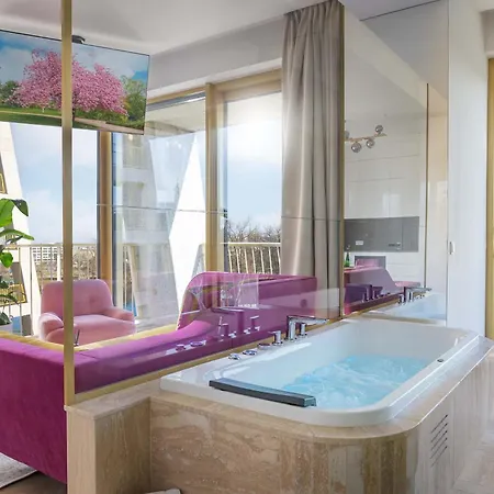 Z Jacuzzi I Widokiem Na Odre - Boulevard Drobnera 4* Βρότσλαβ