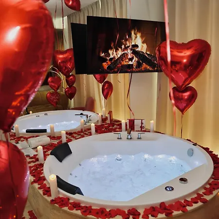 Z Jacuzzi I Widokiem Na Odrę - Boulevard Drobnera Hotel apartamentowy Wrocław