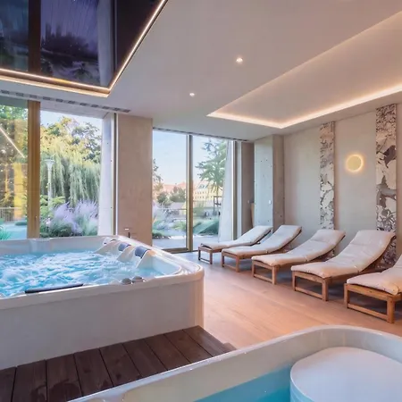 Z Jacuzzi I Widokiem Na Odrę - Boulevard Drobnera 4*