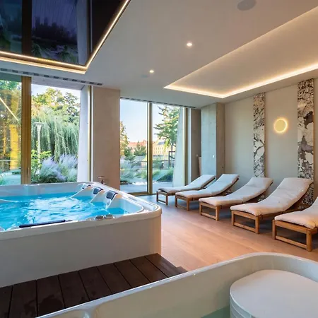 Hotel apartamentowy Z Jacuzzi I Widokiem Na Odrę - Boulevard Drobnera Wrocław