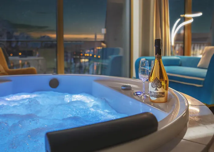 Z Jacuzzi I Widokiem Na Odre - Boulevard Drobnera 브로츠와프