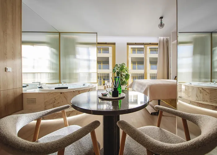 Z Jacuzzi I Widokiem Na Odre - Boulevard Drobnera 3*