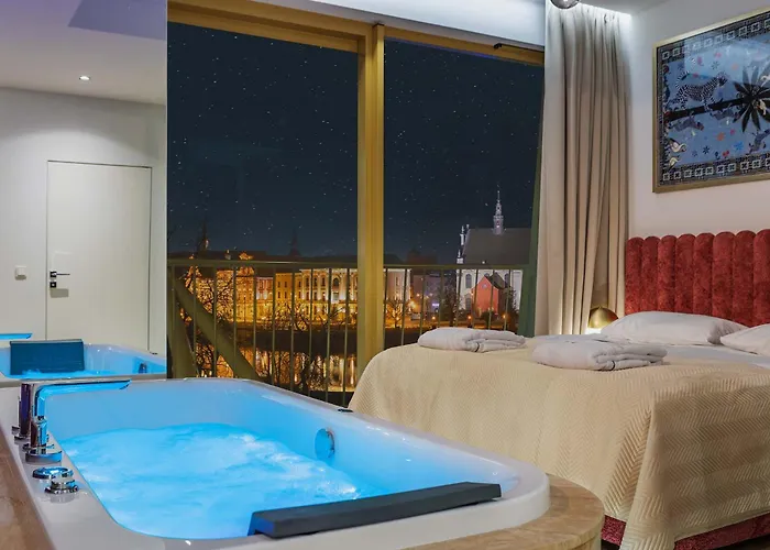 Z Jacuzzi I Widokiem Na Odre - Boulevard Drobnera 아파트호텔 브로츠와프